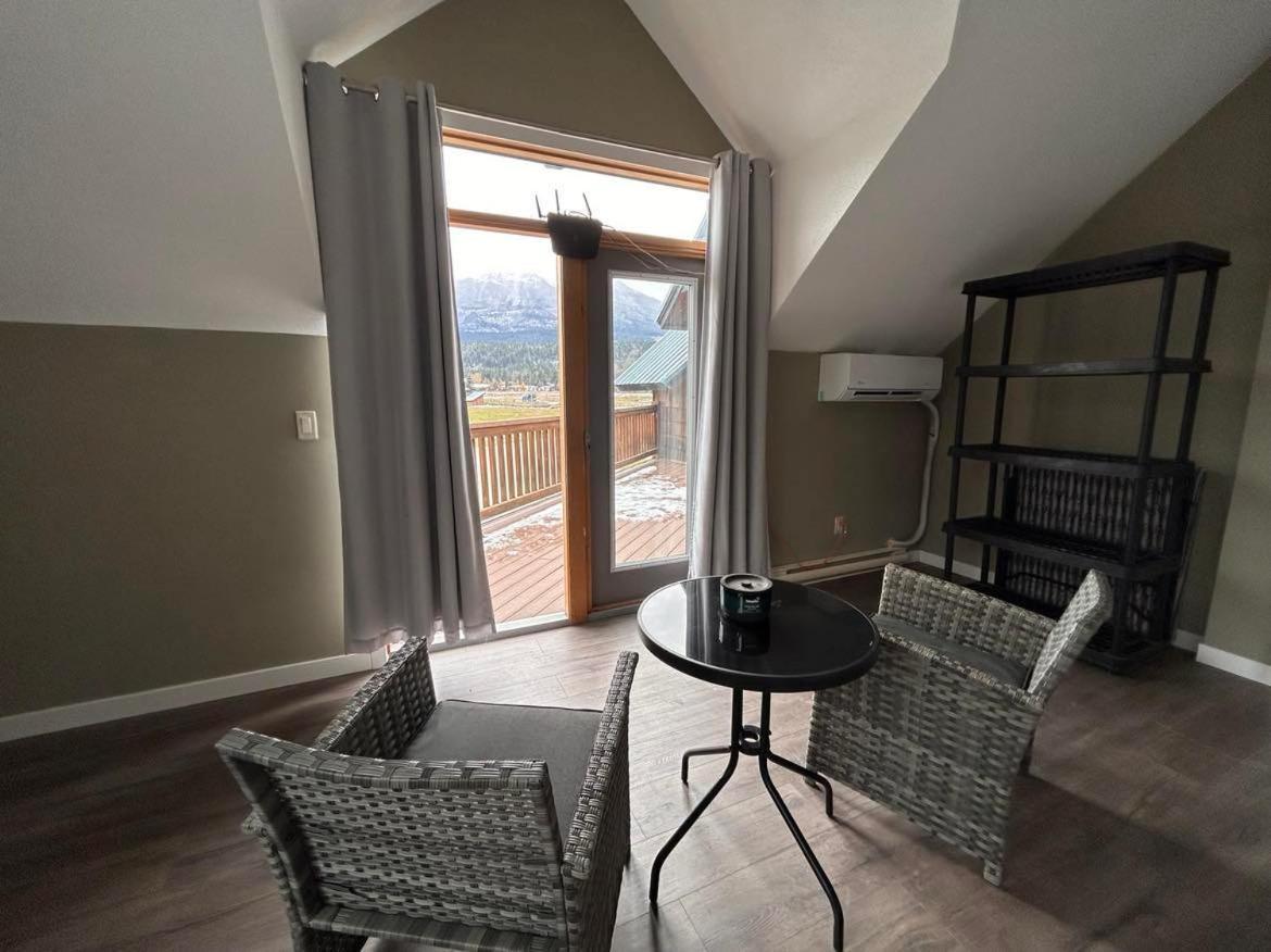 Mountain Magic Vila Golden Exterior foto